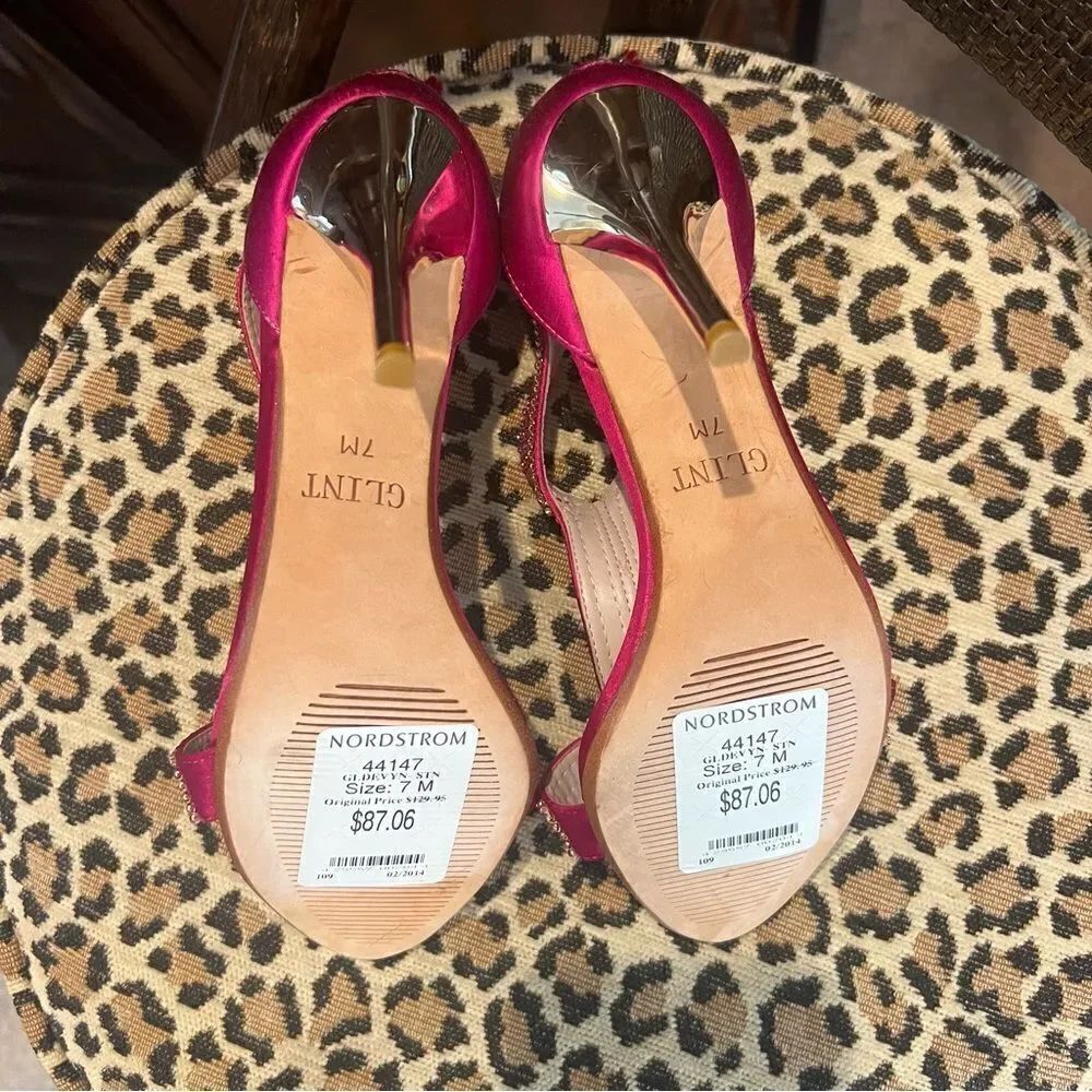 NEW GLINT Heels - Picture 9 of 10